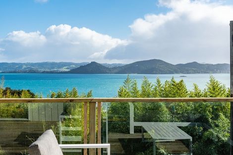 Photo of property in 64 Reotahi Road, Whangarei Heads, Whangarei, 0174