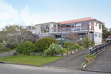 Photo of property in 9 Hinemoa Place, Snells Beach, 0920