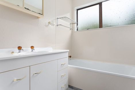 Photo of property in 23a Lord Cobham Avenue, Whakatane, 3120