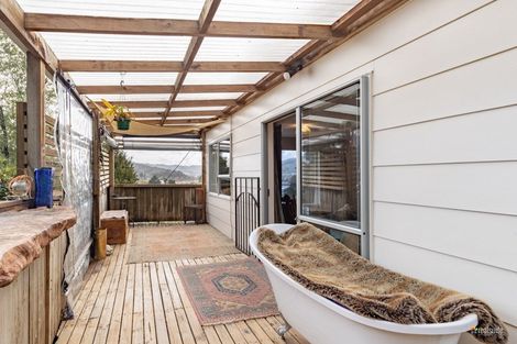 Photo of property in 31 Fraser Street, Wainuiomata, Lower Hutt, 5014