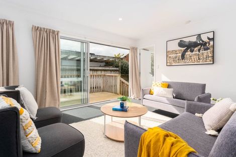 Photo of property in 7b Mclellan Street, Tawa, Wellington, 5028