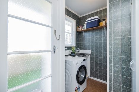 Photo of property in 31 Swansea Street, Cannons Creek, Porirua, 5024