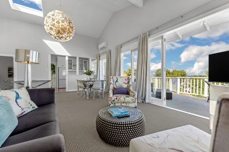 Photo of property in 2/15a Kerr Street, Devonport, Auckland, 0624