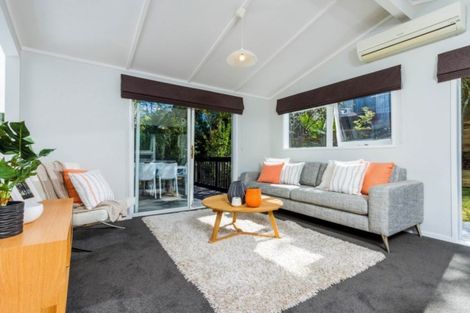 Photo of property in 60 Channel View Road, Campbells Bay, Auckland, 0630