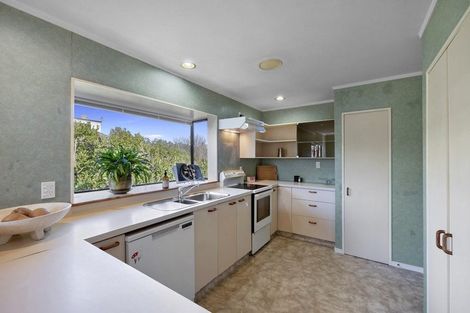 Photo of property in 7 Larsen Place, Merrilands, New Plymouth, 4312