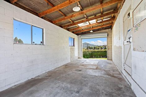 Photo of property in 1 Waldron Crescent, Green Island, Dunedin, 9018