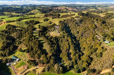 Photo of property in 362e Whananaki North Road, Opuawhanga, Hikurangi, 0181