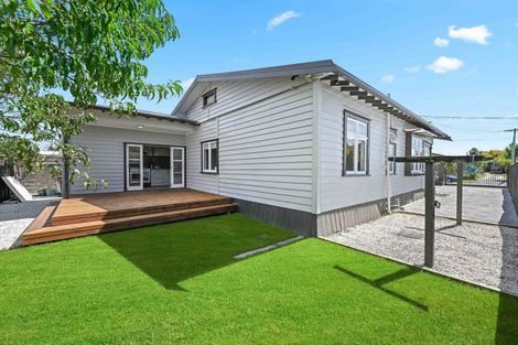 Photo of property in 7 Howden Road, Fairfield, Hamilton, 3214