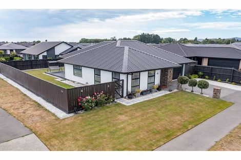 Photo of property in 24 Roys Street, Marshland, Christchurch, 8083