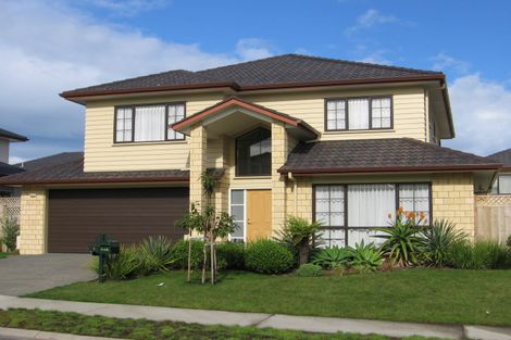 Photo of property in 9 Dunoon Close, Flat Bush, Auckland, 2016