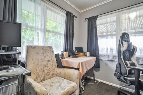 Photo of property in 84 Folkestone Drive, Flaxmere, Hastings, 4120