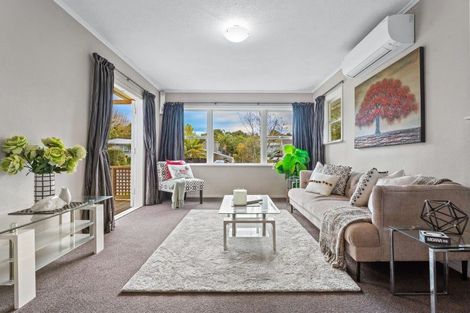 Photo of property in 18 Mountbatten Avenue, Hillcrest, Auckland, 0627