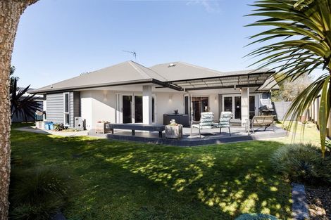 Photo of property in 25 Madison Street, Cambridge, 3434