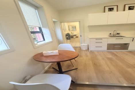 Photo of property in 60 Royal Terrace, Dunedin Central, Dunedin, 9016