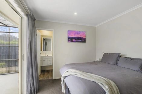 Photo of property in 30 Shillingford Boulevard, Rolleston, 7615