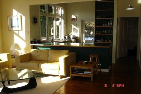 Photo of property in 183 Glenmore Street, Kelburn, Wellington, 6012