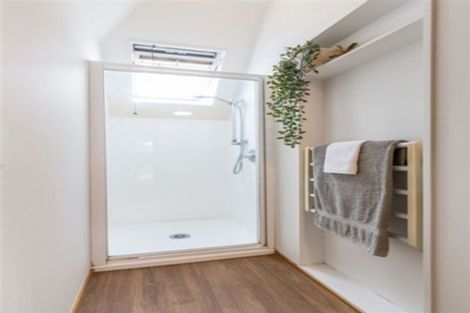 Photo of property in 76b Memorial Avenue, Ilam, Christchurch, 8053