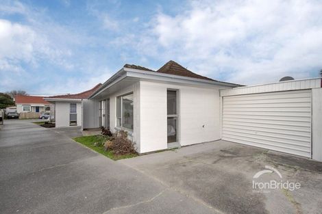 Photo of property in 2/18 Hardy Street, New Brighton, Christchurch, 8061