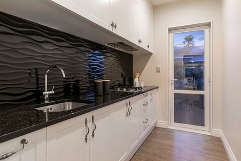 Photo of property in 188 Whangaparaoa Road, Red Beach, 0932