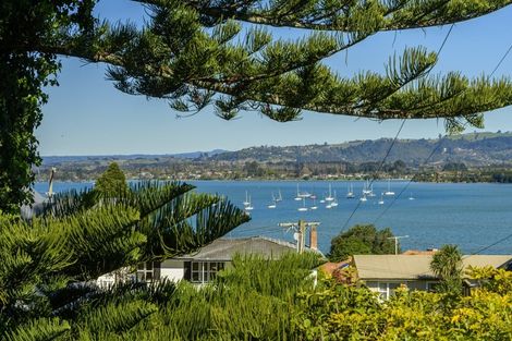 Photo of property in 90b Harbour View Road, Omokoroa, 3114