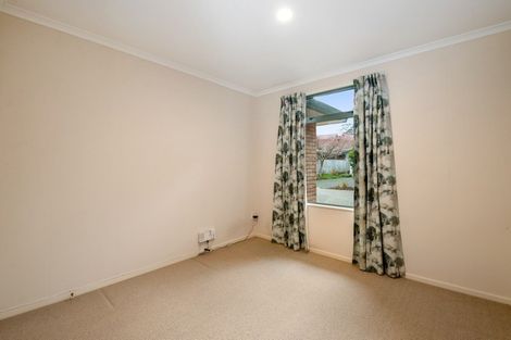 Photo of property in 24 Caulfield Place, Pukehangi, Rotorua, 3015