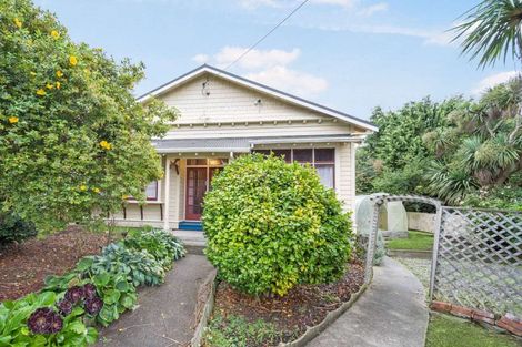 Photo of property in 104 Neidpath Road, Mornington, Dunedin, 9011