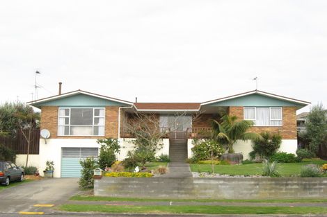 Photo of property in 25 Glamis Avenue, Bell Block, New Plymouth, 4312