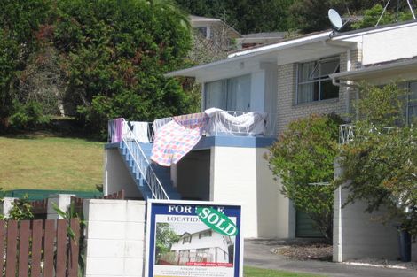 Photo of property in 2/41 Bentley Avenue, Glenfield, Auckland, 0629