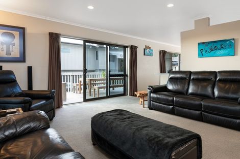 Photo of property in 3 Talbot Place, Welcome Bay, Tauranga, 3112