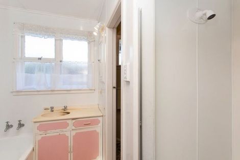 Photo of property in 101 Englefield Road, Northwood, Christchurch, 8051