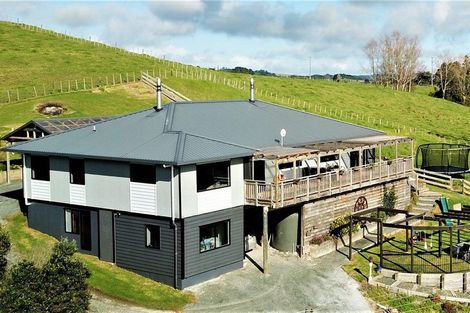 Photo of property in 16 Bennett Street, Port Albert, Wellsford, 0973