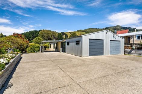 Photo of property in 114 Hall Road, Sawyers Bay, Port Chalmers, 9023
