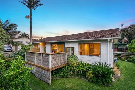 Photo of property in 2/193 Lake Road, Belmont, Auckland, 0622