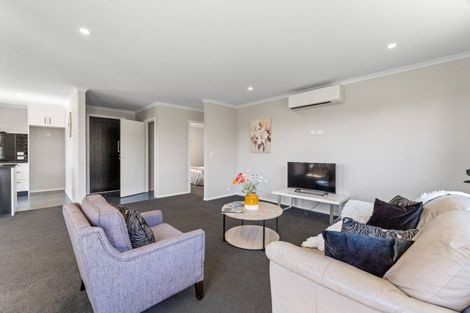 Photo of property in 49 Seagrass Place, Otaki Beach, Otaki, 5512