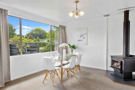 Photo of property in 2 Queen Street, Springfield, 7681