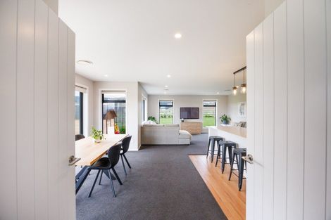 Photo of property in 180 Kingsdale Park Drive, Aokautere, Palmerston North, 4471