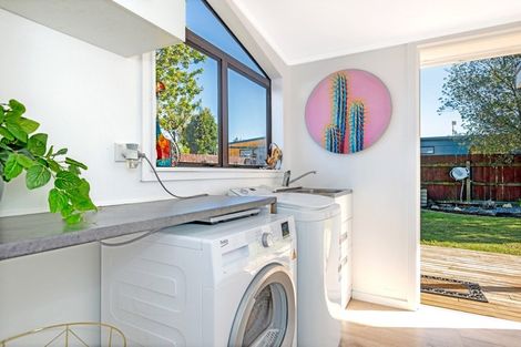 Photo of property in 27 Carnarvon Street, Gisborne, 4010