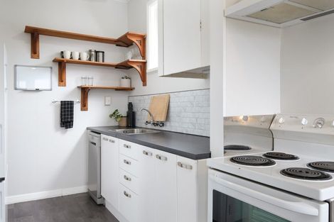 Photo of property in 16 Ravelston Street, Saint Kilda, Dunedin, 9012