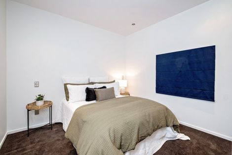 Photo of property in 306/7 Humber Street, Pandora, Napier, 4110