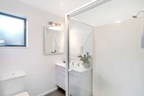 Photo of property in 8 Dulcie Place, Harewood, Christchurch, 8051