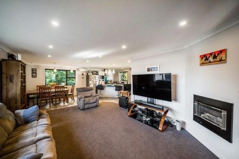 Photo of property in 16 Caplen Street, Hawera, 4610