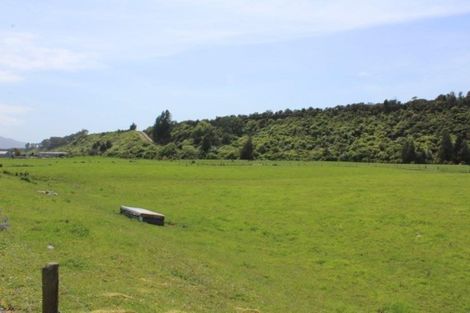 Photo of property in 727 Collingwood-bainham Main Road, Rockville, Collingwood, 7073