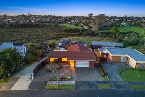 Photo of property in 56 Galloway Crescent, Farm Cove, Auckland, 2012