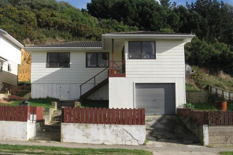Photo of property in 70 Hampshire Street, Cannons Creek, Porirua, 5024