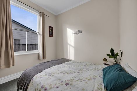 Photo of property in 22 Milmoe Street, Hawera, 4610