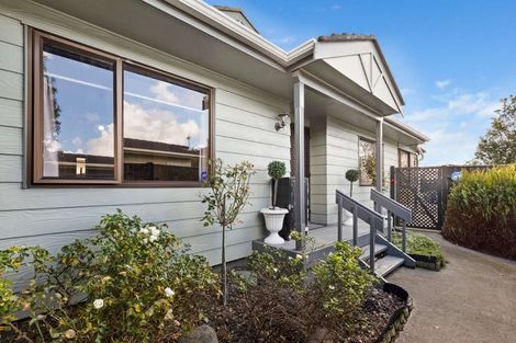 Photo of property in 63 Geraldine Crescent, Cloverlea, Palmerston North, 4412