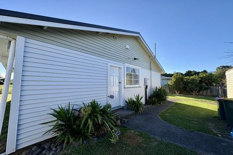 Photo of property in 29a Carthew Street, Okato, 4335