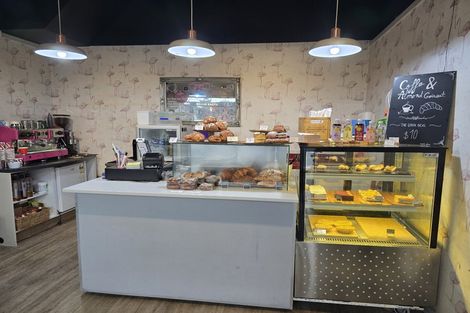 Photo of property in 142 Riddiford Street, Newtown, Wellington, 6021