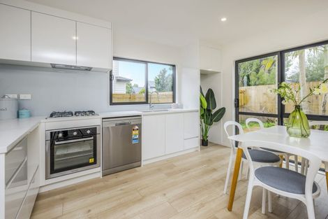 Photo of property in 160b Hill Road, Manurewa, Auckland, 2105