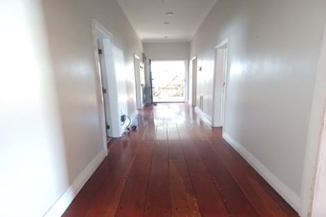 Photo of property in 106 Brougham Street, Mount Victoria, Wellington, 6011